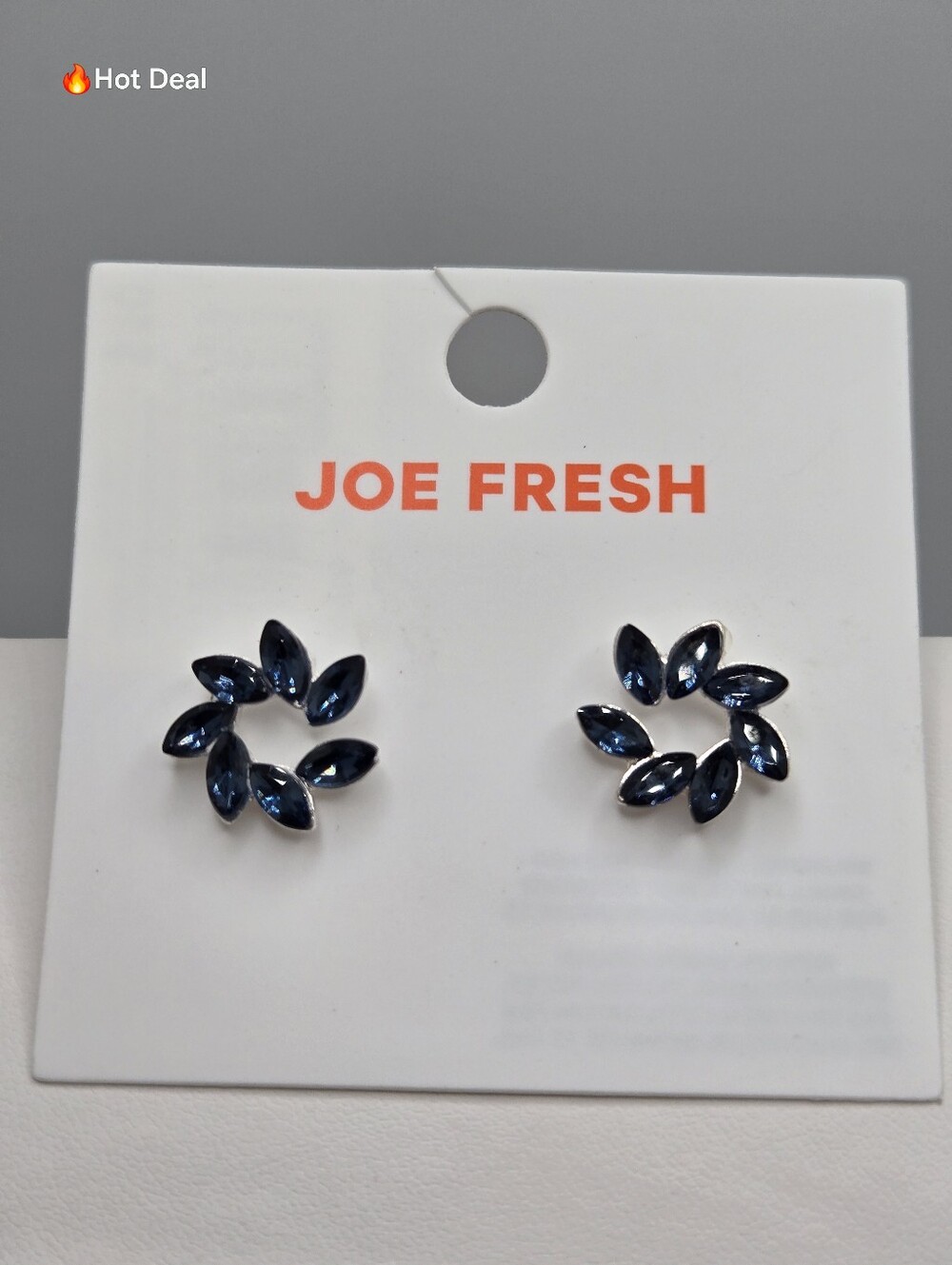 ✨2/$10✨ Joe Fresh Blue Rhinestone Floral Pinwheel Stud Earrings Sparkly 5/8" NWT